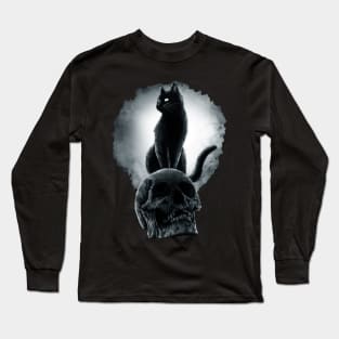 Black cat standing on a scary skull, Cats Rule Long Sleeve T-Shirt